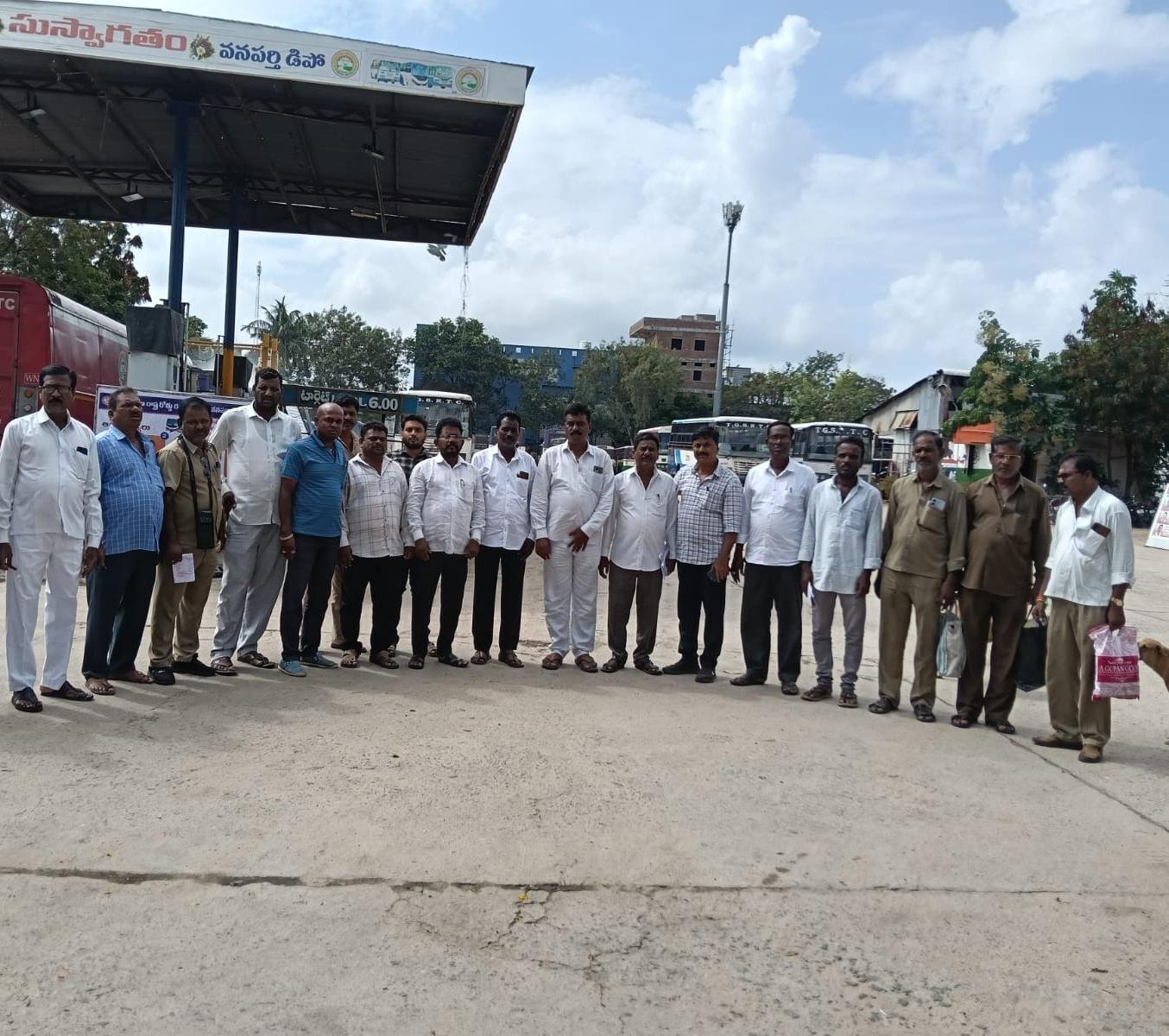 ఆర్టీసీ సమ్మెకు అఖిలపక్ష ఐక్యవేదిక సంపూర్ణ మద్దతు whatsapp image 2026 04 23 at 1.10.08 pm