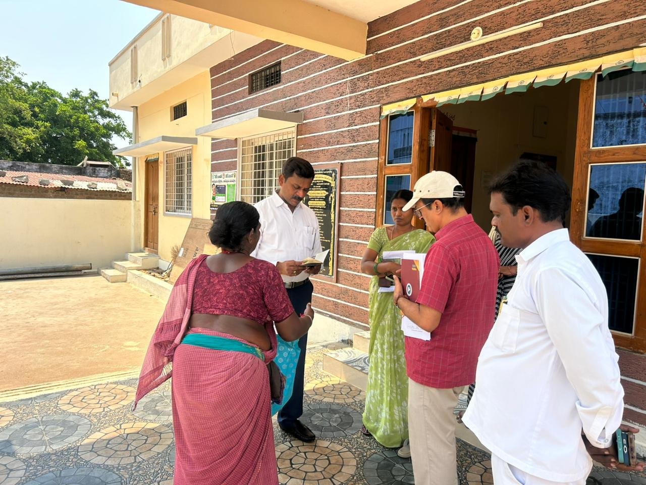 ఓటరు మ్యాపింగ్ పకడ్బందీగా నిర్వహించాలి whatsapp image 2026 04 25 at 4.14.28 pm